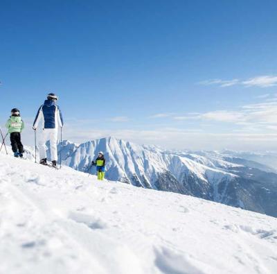 famiglia-inverno-pista-sci-alpinismo-03